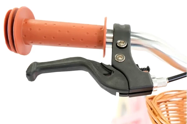 Met voorgemonteerde handrem