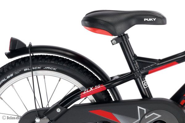 Het zadel is in hoogte verstelbaar (51 - 61 cm).