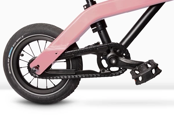 Om te bouwen naar kinderfiets met trappers